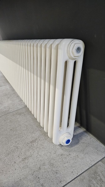 Радиатор дизайнерский Isan Atol C3 RAL 9001 450 мм боковое подключение (1 секция) 2