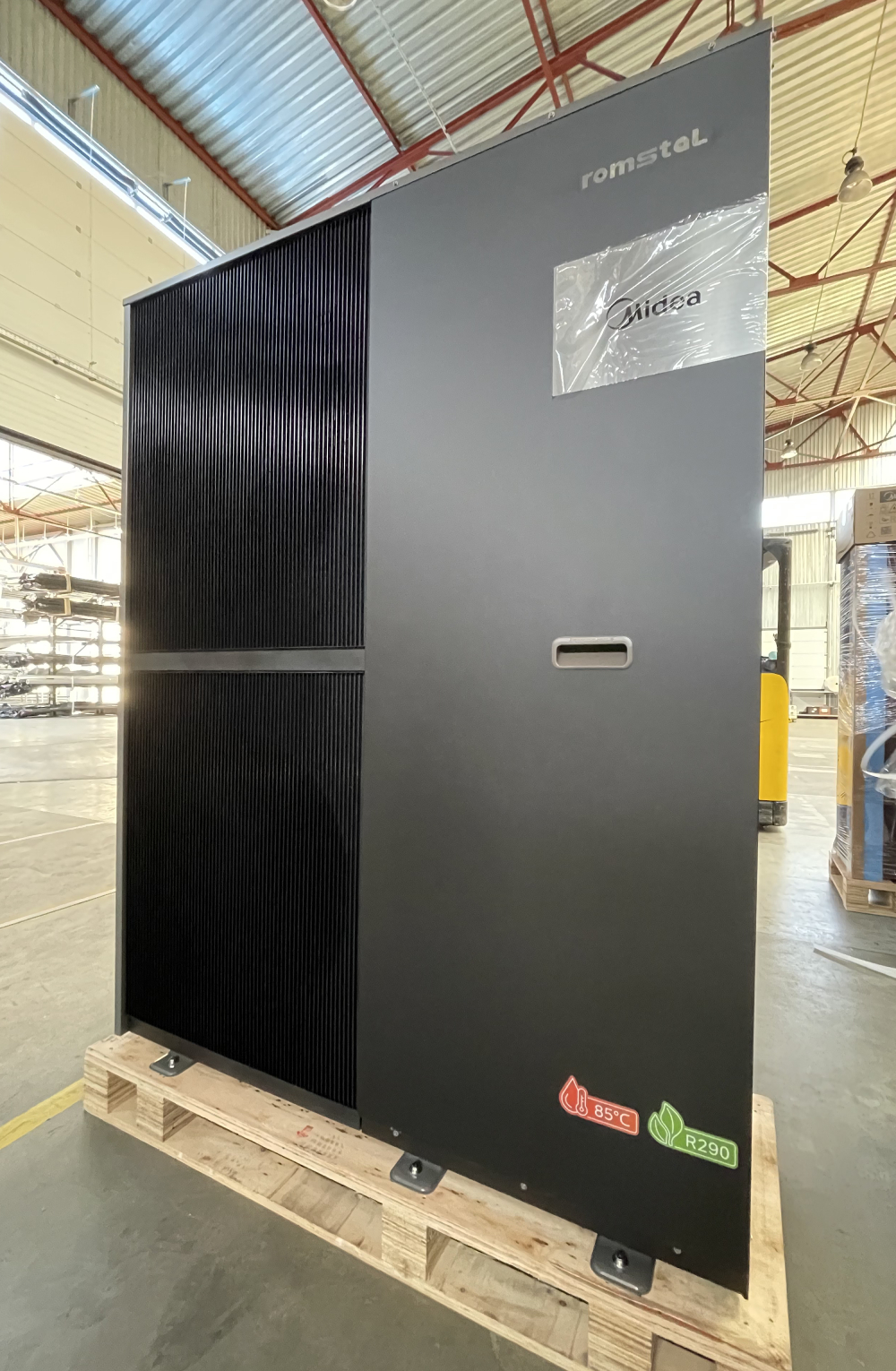 Тепловой насос воздух-вода моноблок Romstal EcoHeat 500 R290, 35 кВт 380В 2